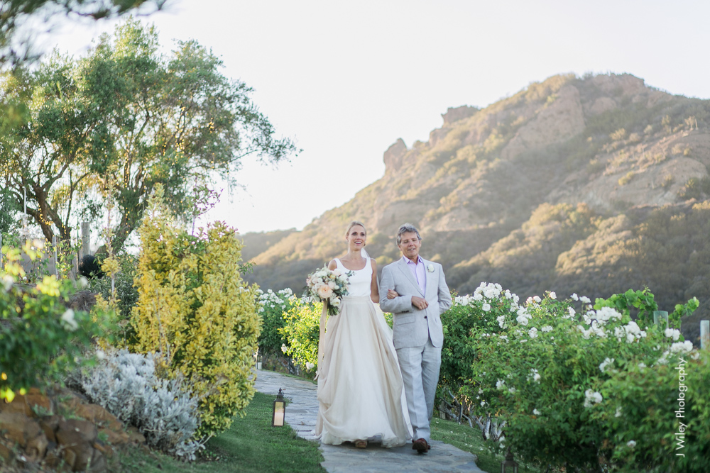 j wiley rustic whimiscal saddlerock ranch vineyard wedding malibu neutral gold mountains-1367